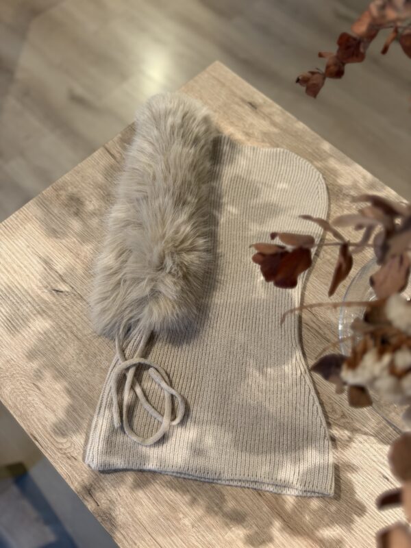 Balachava pelo beige