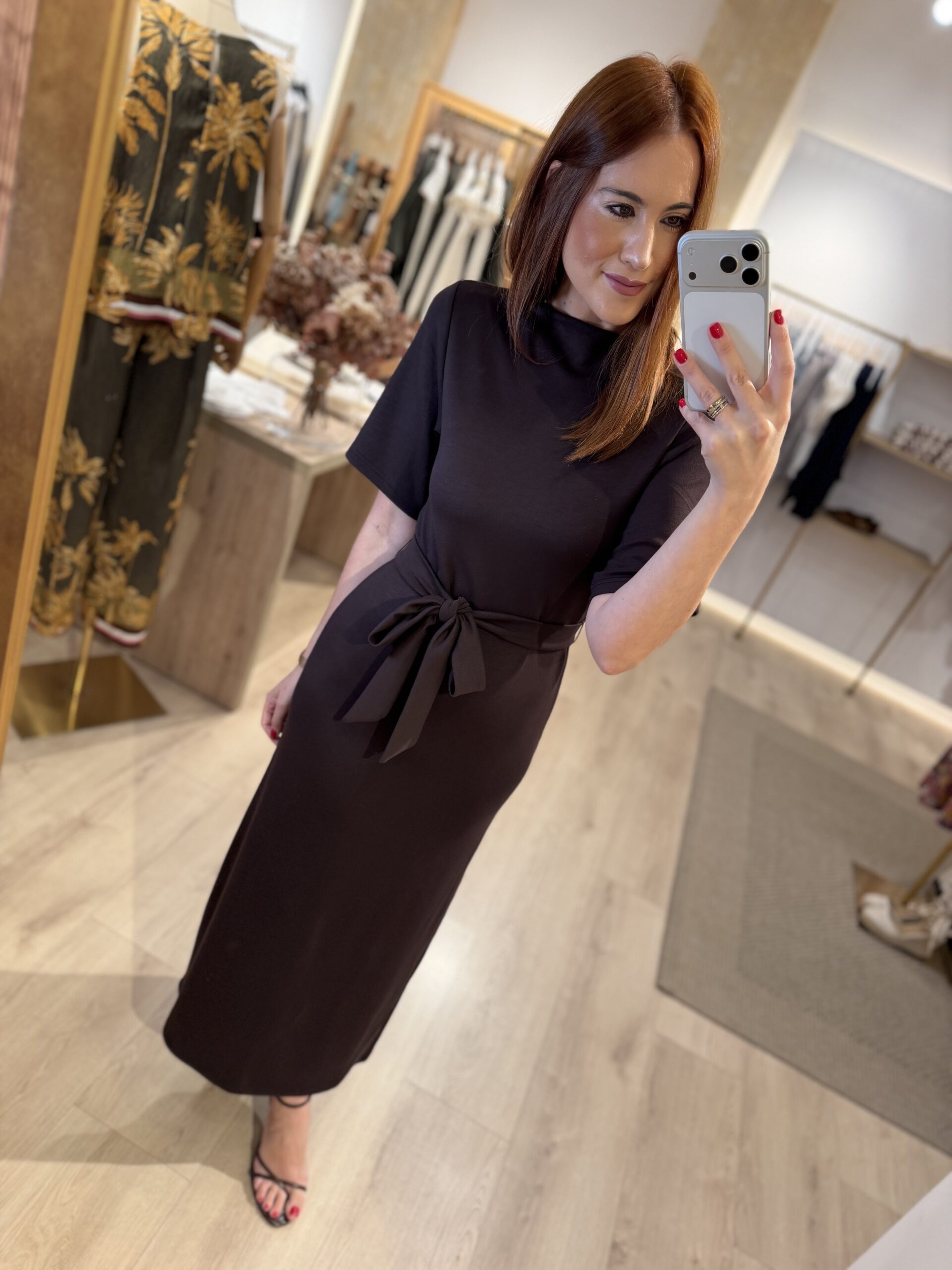 Vestido marrón cinturón-