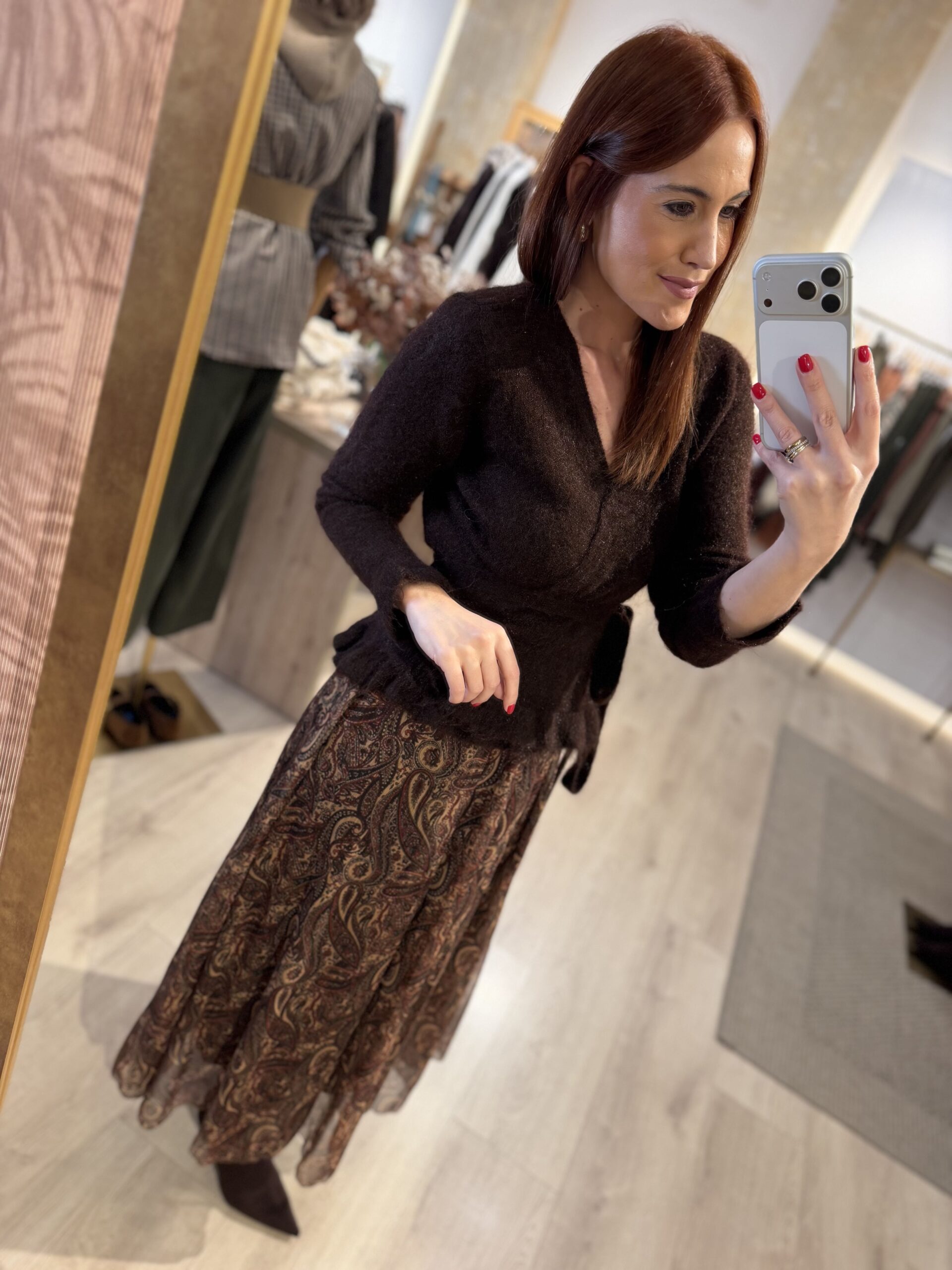 Cardigan Emily marrón,
