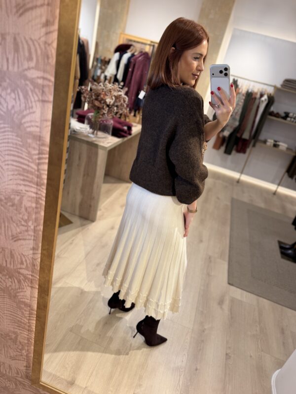 Falda punto volantes,