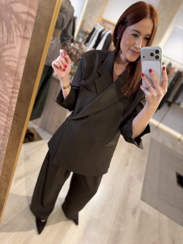 Traje marrón oversize-